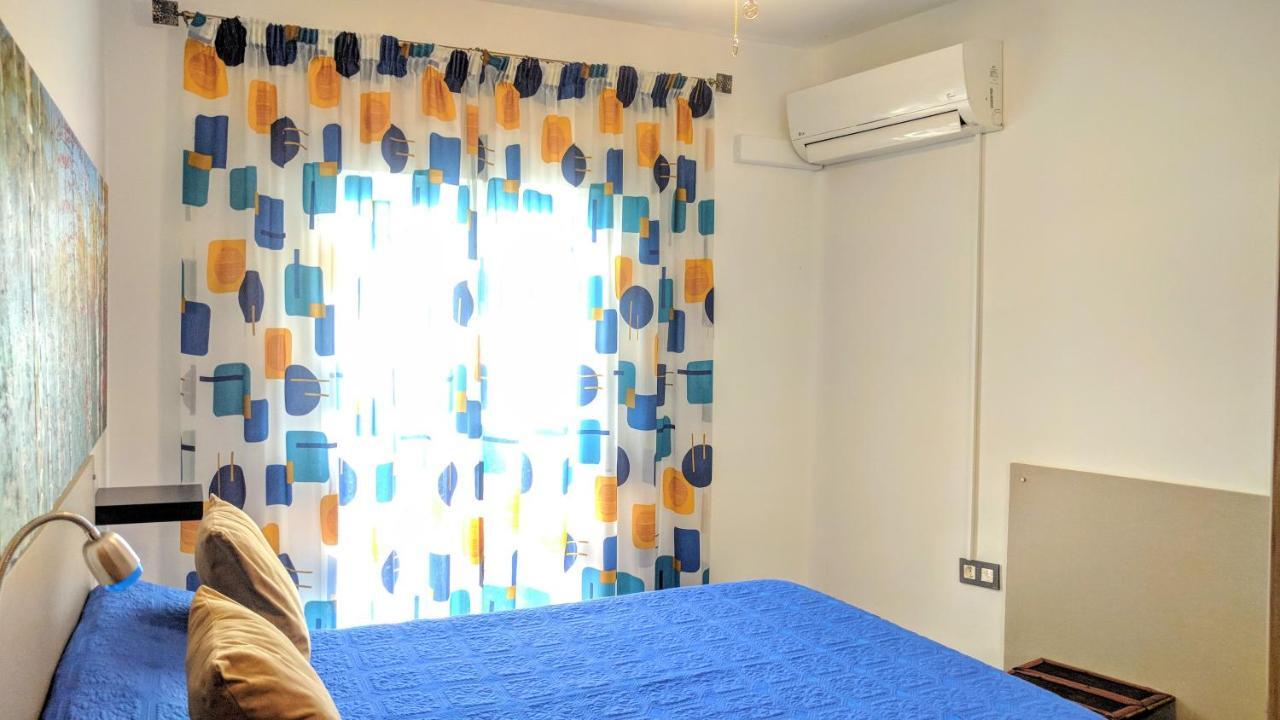 Apartment Los Canos II - Calm Home - Option Cheap Parking
